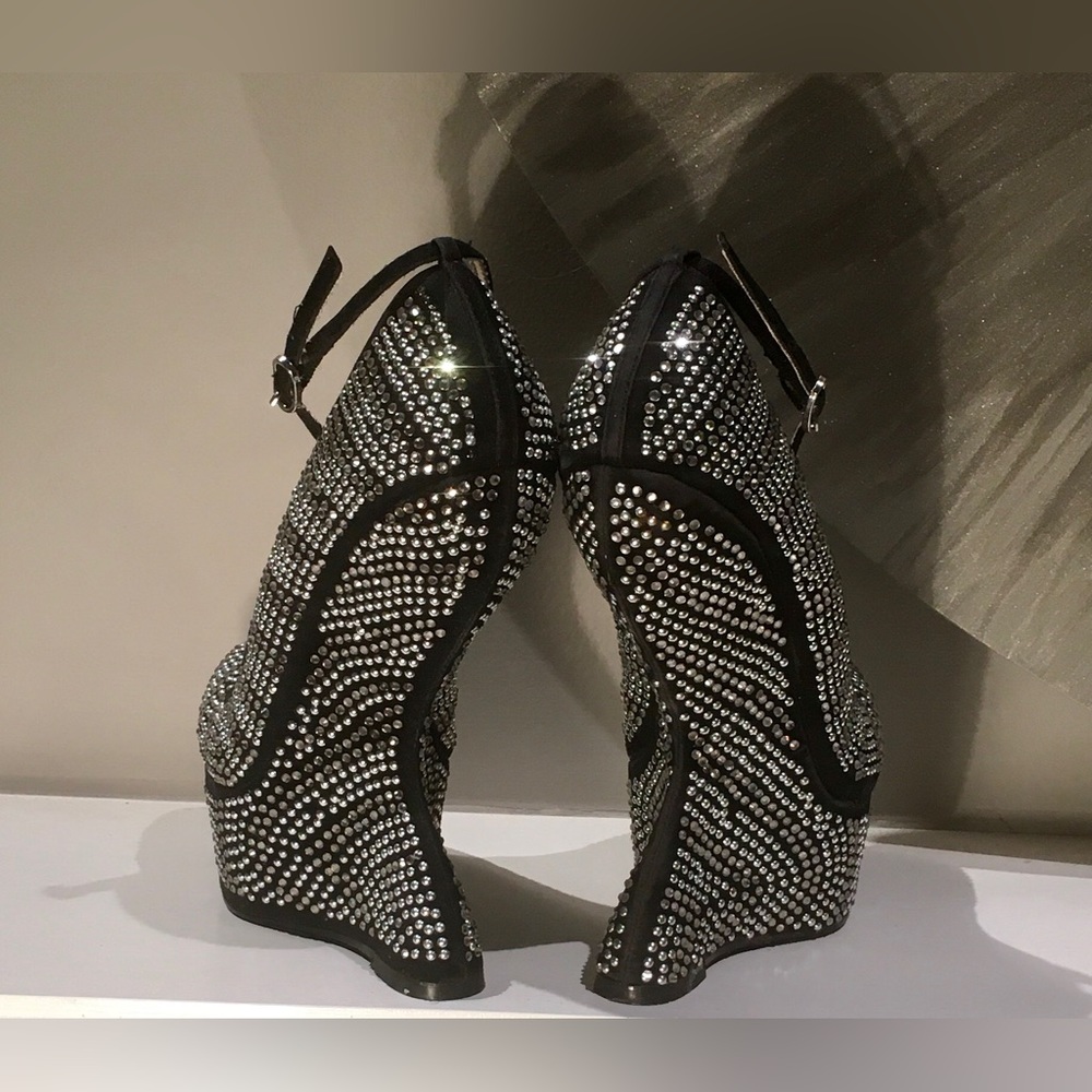 STEVE MADDEN GOSSIP Black Silver Metallic platform Sculpted heels Geometric SZ 6 - Picture 5 of 10